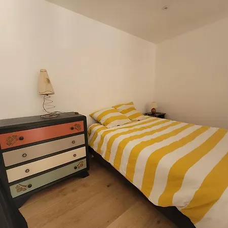 Maison Moderne En Bordure De Foret, Ideale Pour 8/10 Pers, A 2km De La Avec Wifi Et Terrasse - Fr-1-777-6 別荘 *